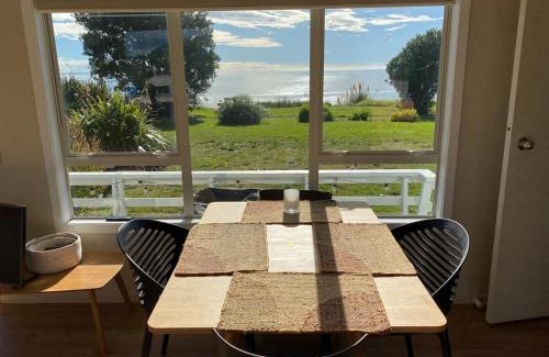 Pohara House | Experience Pohara's Beach House: 4-Star Retreat with Top Reviews
