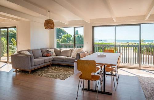 Pohara House | Pohara's Seaside Accommodation