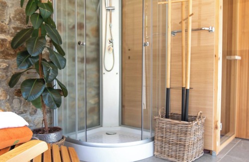 Hocko Pohorje Ski Chalet | Discover Pohorje Apartment Storzek with Spa & Family Amenities