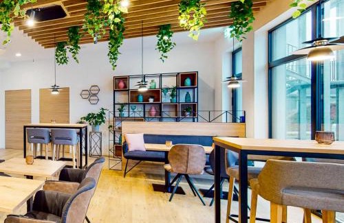 Fulda Hotel | Pet-Friendly Point 7 Hotel with Family Amenities & Great Reviews
