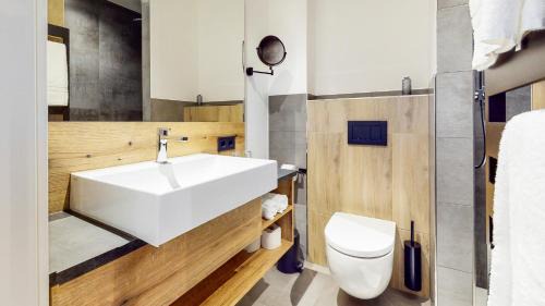 Fulda Hotel | Pet-Friendly Point 7 Hotel with Family Amenities & Great Reviews