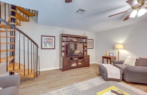 Pointblank House | Family-Friendly Point Blank Vacation Rental with Pool