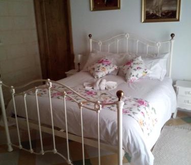 Mdina House | Cozy Point de vue Guesthouse with Breakfast & Family Amenities