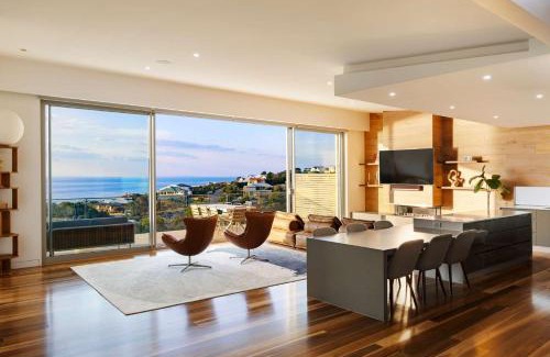 Mount Martha House | Point Haven Solar Pool Basketball Court & Views