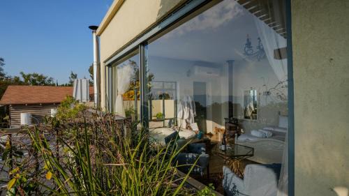 Kela Alon Cabin | Point of View: Oceanfront Getaway with Spa and Pool