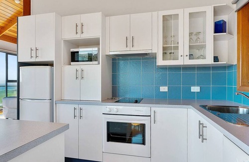 Apollo Bay Villa | Unforgettable Point of View Villa - Ideal Couples Retreat