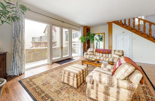 Gloucester Apartment | Pet-Friendly Point Radio Cottage with a 9.5 Guest Rating