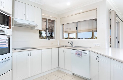 Yamba House | Experience Comfort at Point Witonga with Pet-Friendly Amenities