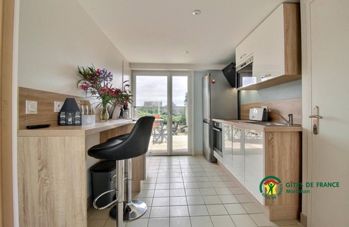 Damgan House | Oceanfront Pointe de Pénerf - Family-Friendly Getaway