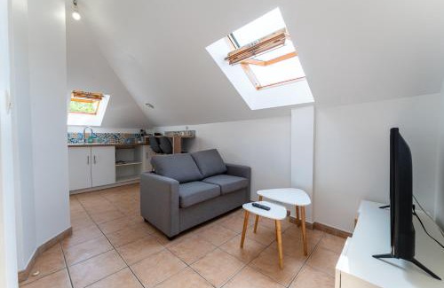 Poissy Apartment | Child-Friendly Getaway at Poissy - Ma Résidence Privée