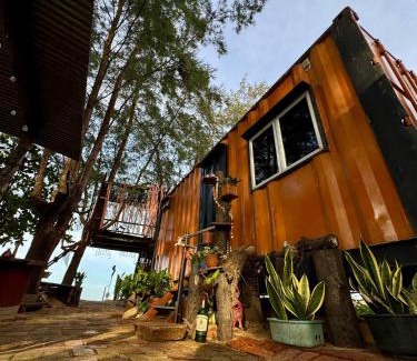 Kampung Ru Muda House | Pok Mat Beach Cabin