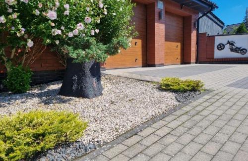 Malechowo Apartment | Guest Rated 10/10: Pokoje Gościnne U Mikołaja Retreat