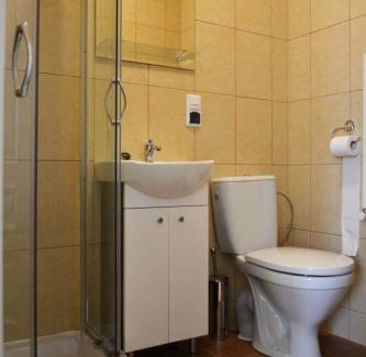 Ogrodzieniec Bed & Breakfast | Cozy Rooms at Pokoje Gościnne w Ratuszu with Breakfast
