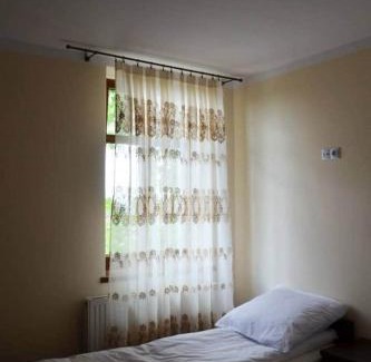 Ogrodzieniec Bed & Breakfast | Cozy Rooms at Pokoje Gościnne w Ratuszu with Breakfast