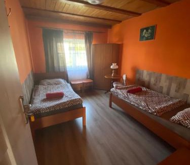 Polczyn-Zdroj House | Budget-Friendly Family Rooms at Pokoje na Mieszka