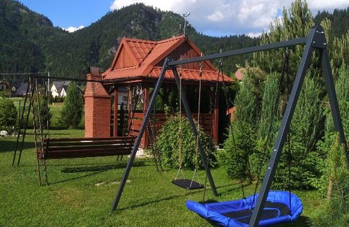 Sromowce Nizne House | Family-Friendly Rooms with Kitchenettes at Wiktoria Inn