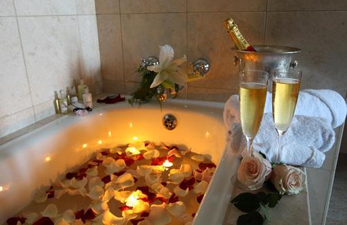 Maputo Hotel | Experience Elegance at Polana Serena Hotel with Spa & Pools
