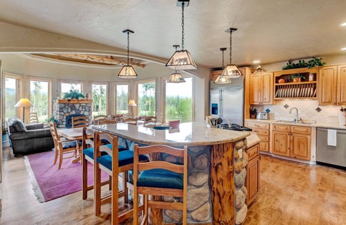 Tabernash House | Guest Rated: 9.8 - Pole Creek Home with Hot Tub & Views