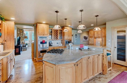 Tabernash House | Guest Rated: 9.8 - Pole Creek Home with Hot Tub & Views