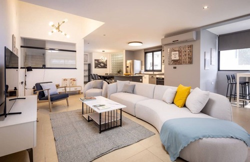 Netanya Villa | Relaxing Escape at Poleg Serenity Villa by Sea N' Rent