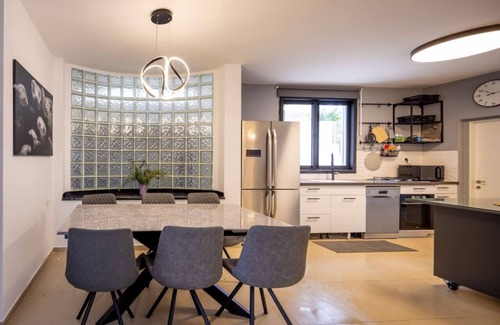 Netanya Villa | Relaxing Escape at Poleg Serenity Villa by Sea N' Rent