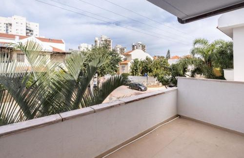 Netanya Villa | Serene Family Retreat at Poleg Serenity Villa by Sea N' Rent