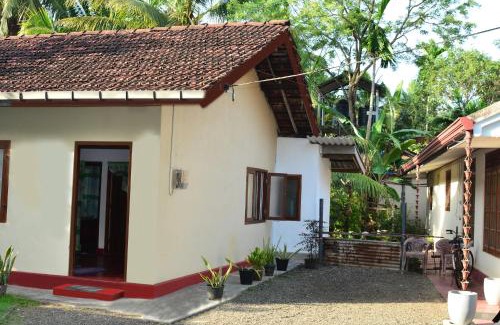 Polhena Apartment | Pet-Friendly Retreat at Polhena Orchid Villa for Families