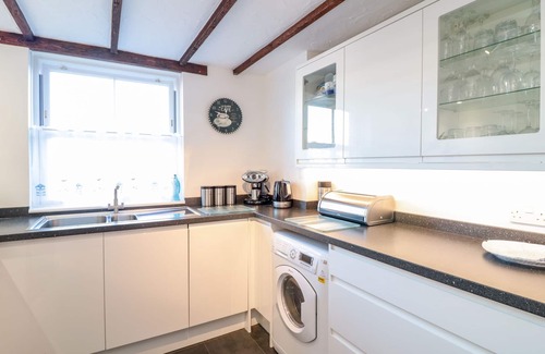 Mevagissey Cottage | Discover POLKIRT FORGE: Idyllic Cottage with Garden Retreat