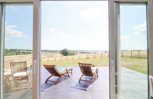 Martlesham Heath House | Experience Family-Friendly Comfort at Polly's Annexe
