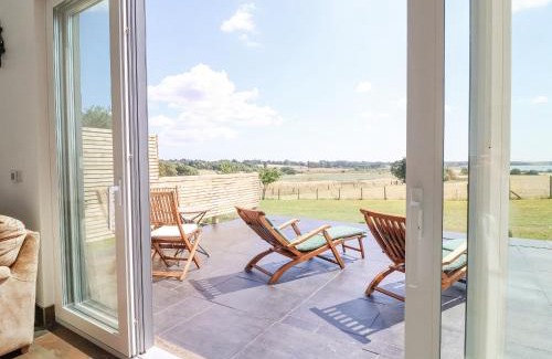 Martlesham Heath House | Experience Family-Friendly Comfort at Polly's Annexe