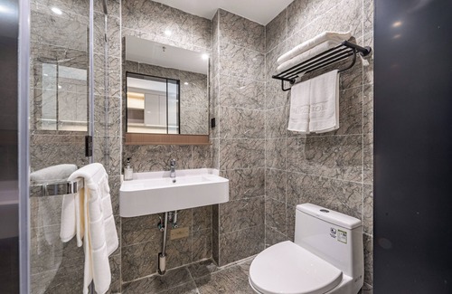 Guangzhou Science City Hotel | Poltton International Apartment - Guangzhou Knowledge City Wangcun Subway Station