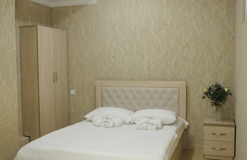 Kutaisi Hotel | Cozy Pomegranate Double Room with Delightful Breakfast