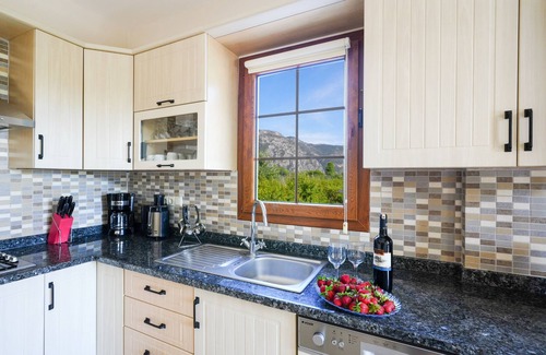 Dalyan Villa | Pomegranate Garden Villas: Ideal Group Retreat with Ocean Views