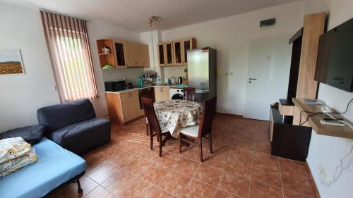 Pomorie Apartment | Relaxing Pomorie Beach Resort with Oceanfront Pool Access