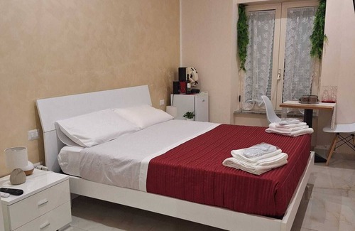 Scafati House | Discover Pompei 79 AD B&B: Family-Friendly with Breakfast