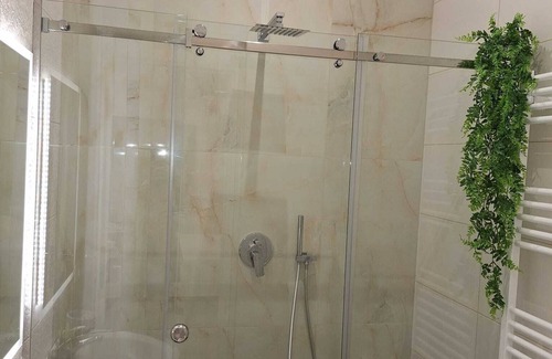 Scafati House | Discover Pompei 79 AD B&B: Family-Friendly with Breakfast
