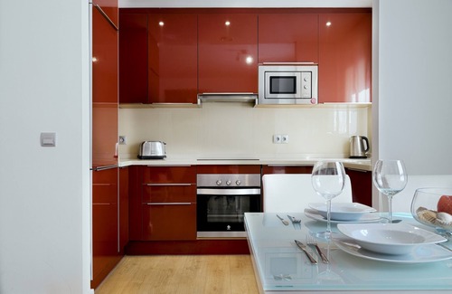 La Malagueta Apartment | Cozy Pompidou Boutique Apartment with Terrace and Ocean View