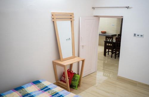 Dhaka House | Pon
