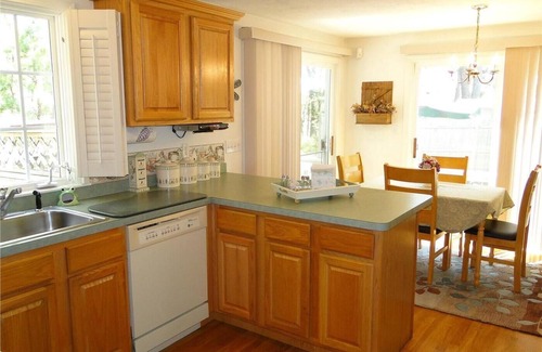 Dennis Cottage | Idyllic Pond View Hotel with Conservation Trails & Oceanfront