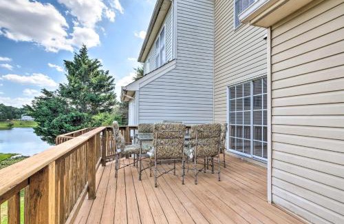 Woodbridge House | Woodbridge Townhome: Pool Table & Scenic Pond Views