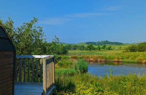 Kelty Cabin | Enjoy Pond View Pod 2 with Private Hot Tub - Pet Friendly