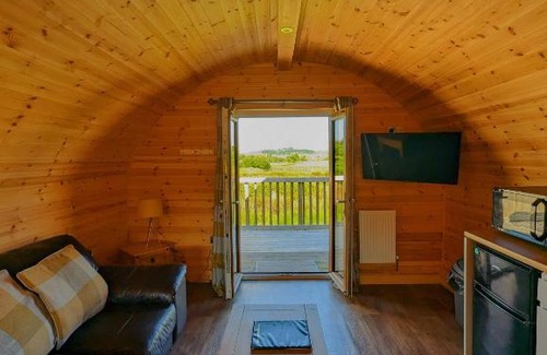 Kelty Cabin | Enjoy Pond View Pod 2 with Private Hot Tub - Pet Friendly