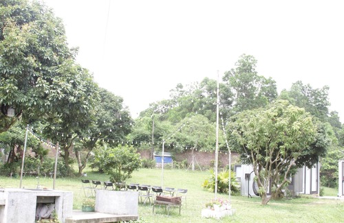 Soc Son House | Pond Villa: Relaxing Retreat Near Ulesa with Pool Access