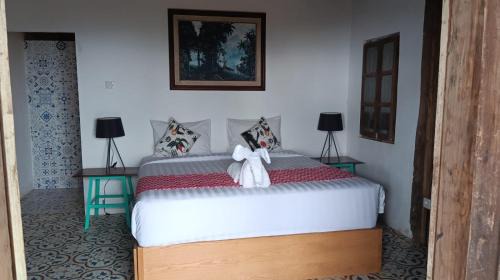 Wanagiri Cabin | Discover Pondok Beratan: Poolside Retreat in Kawinaya