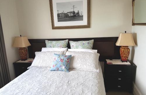 Ponsonby House | Discover Ponsonby Manor: 5-Star Stay with Unique Amenities