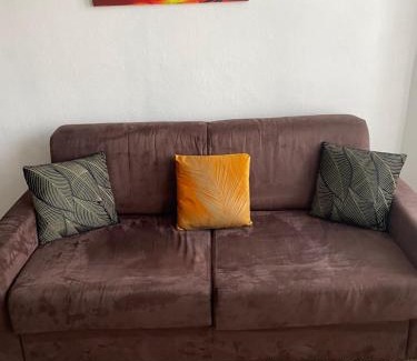 Gien Apartment | Discover the Comfort of Pont de Gien Hotel