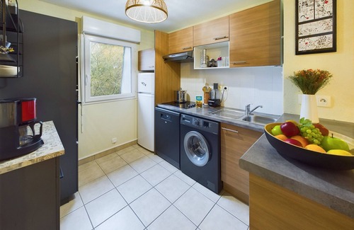 Pont-l'Abbe Apartment | Pont L'Abbé, flat for 4 with a balcony
