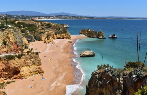 Lagos House | Ponta da Piedade Family House: Beachfront Bliss Awaits
