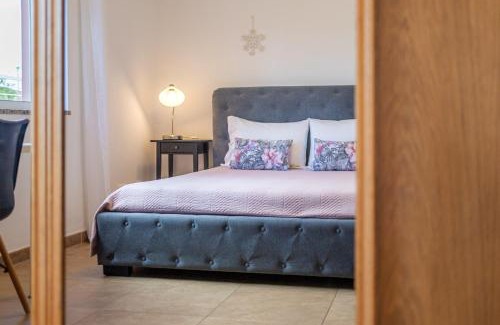 Lagos House | Ponta da Piedade Family House: Beachfront Bliss Awaits