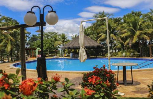 Caldas Novas Apartment | Discover Pontal do Lago Caldas Novas: Family-Friendly Retreat
